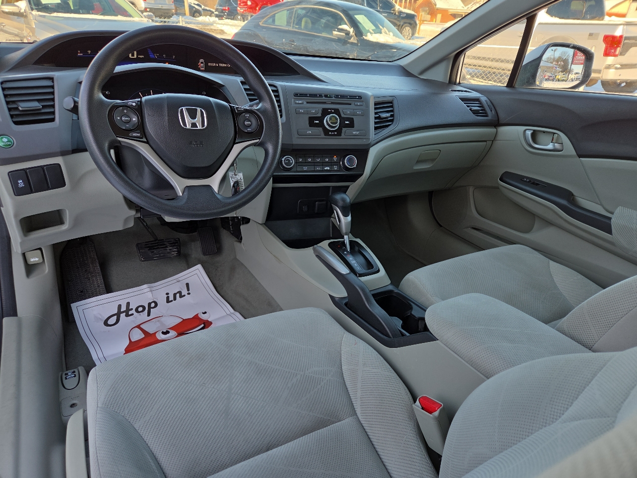 Honda Civic LX Sedan 5-Speed AT 2012