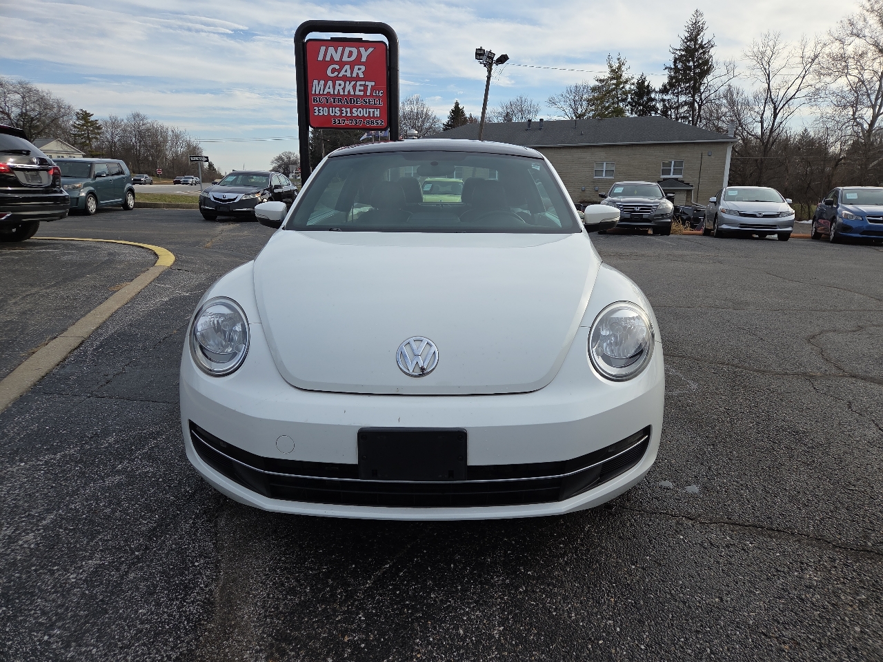 Volkswagen Beetle TDI 6A w/ Sunroof, Sound & Nav 2013