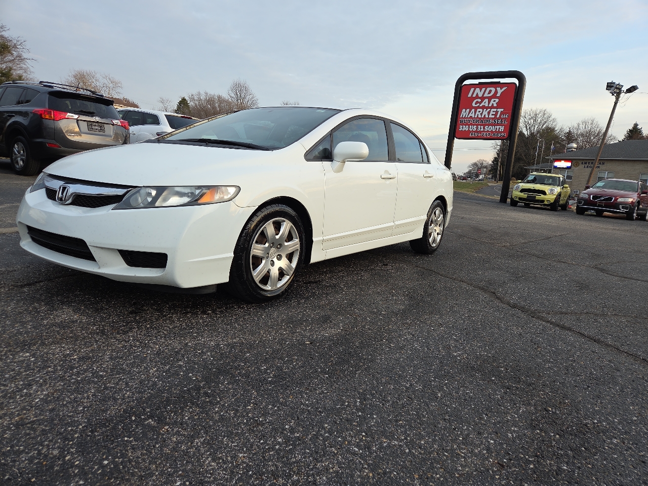 Honda Civic LX Sedan 5-Speed AT 2011