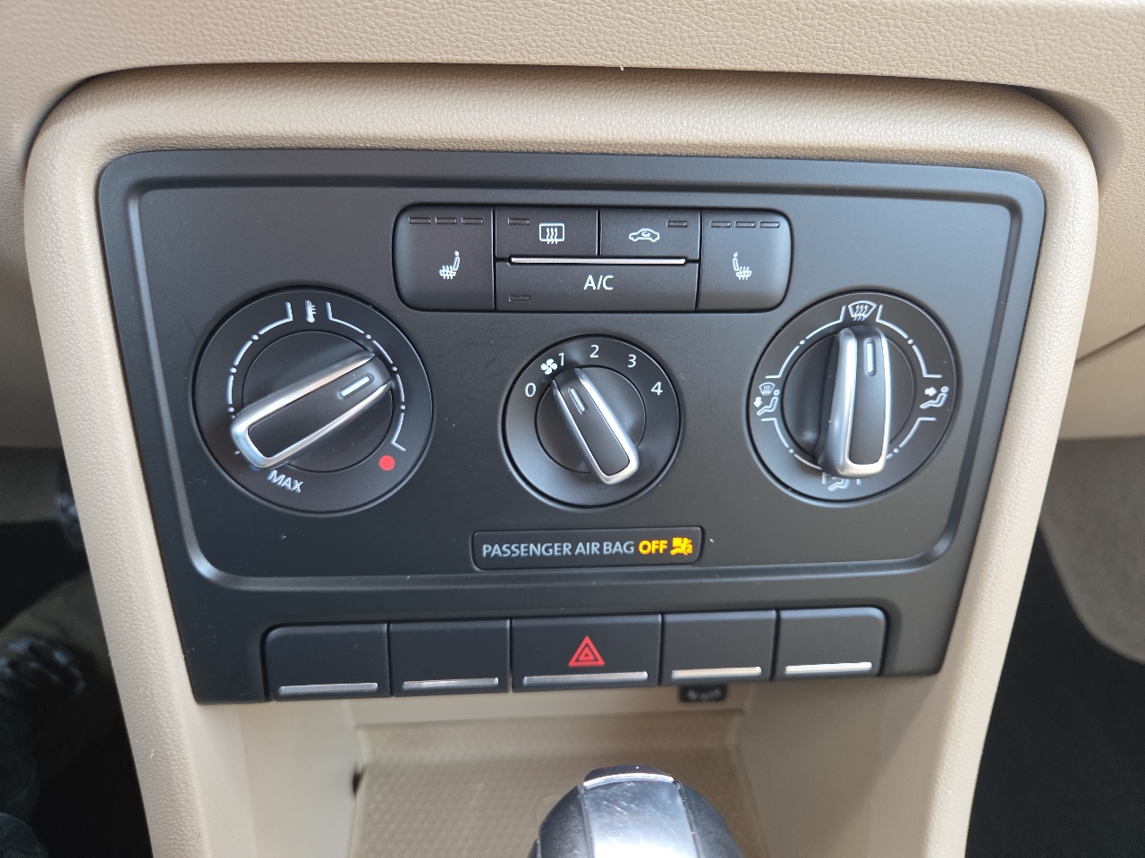 Volkswagen Beetle 2.5L 2013