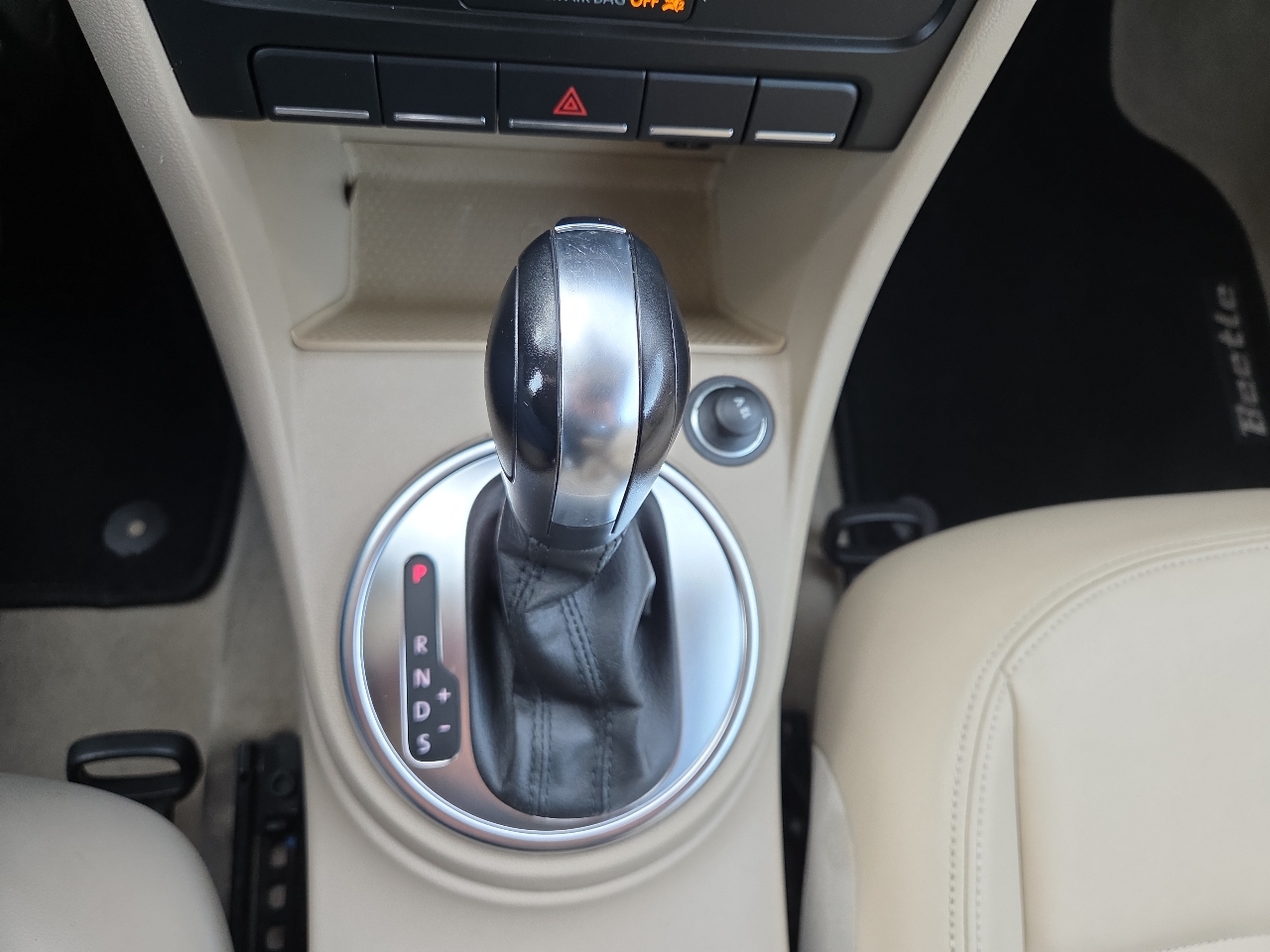 Volkswagen Beetle 2.5L 2013