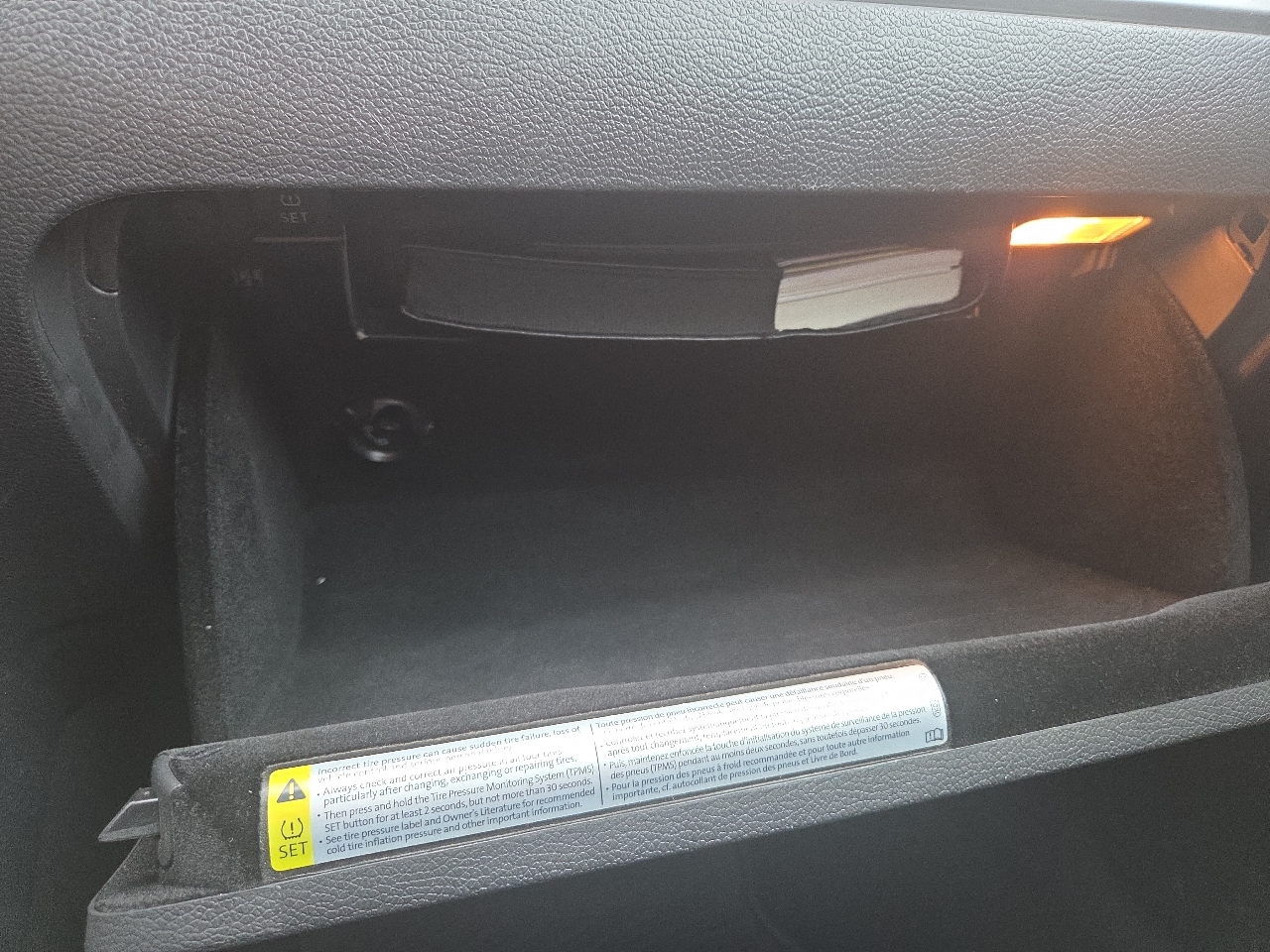 Volkswagen Golf 2.5L Conv & Sunroof 4 Door PZEV 2013