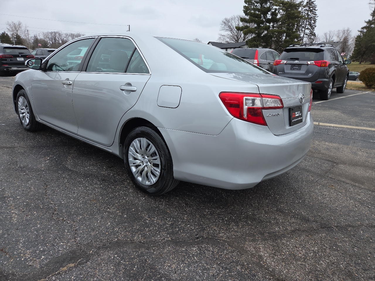 Toyota Camry 4dr Sedan LE 2013