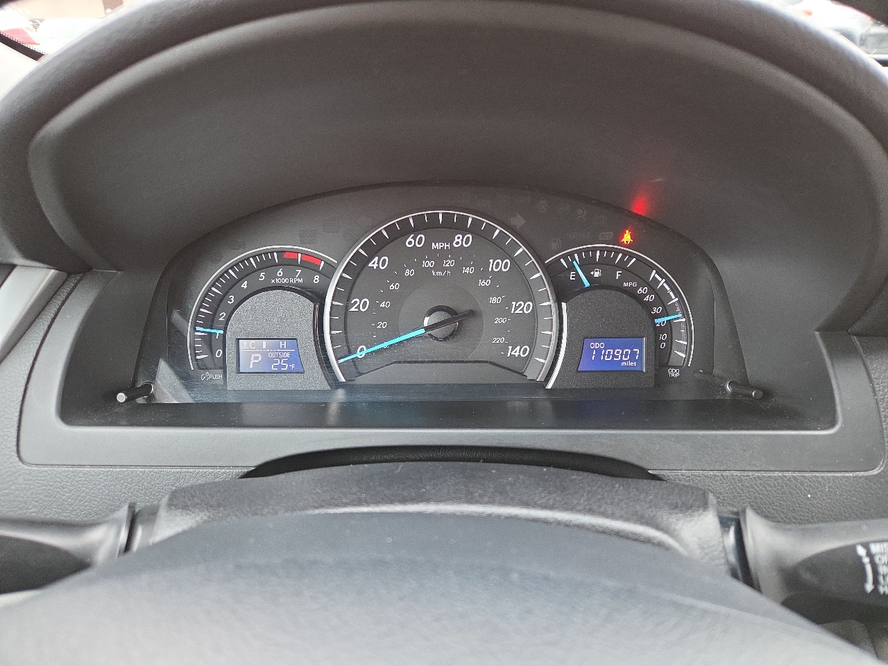 Toyota Camry 4dr Sedan LE 2013