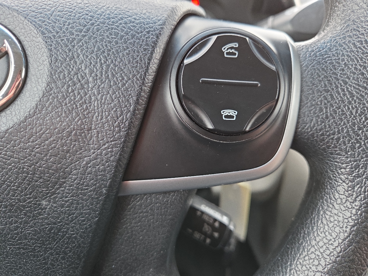 Toyota Camry 4dr Sedan LE 2013