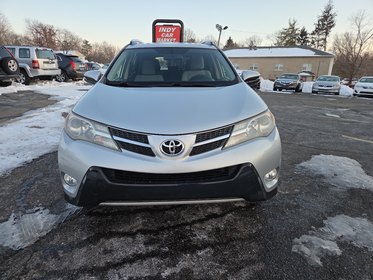 Toyota RAV4 XLE AWD 2013