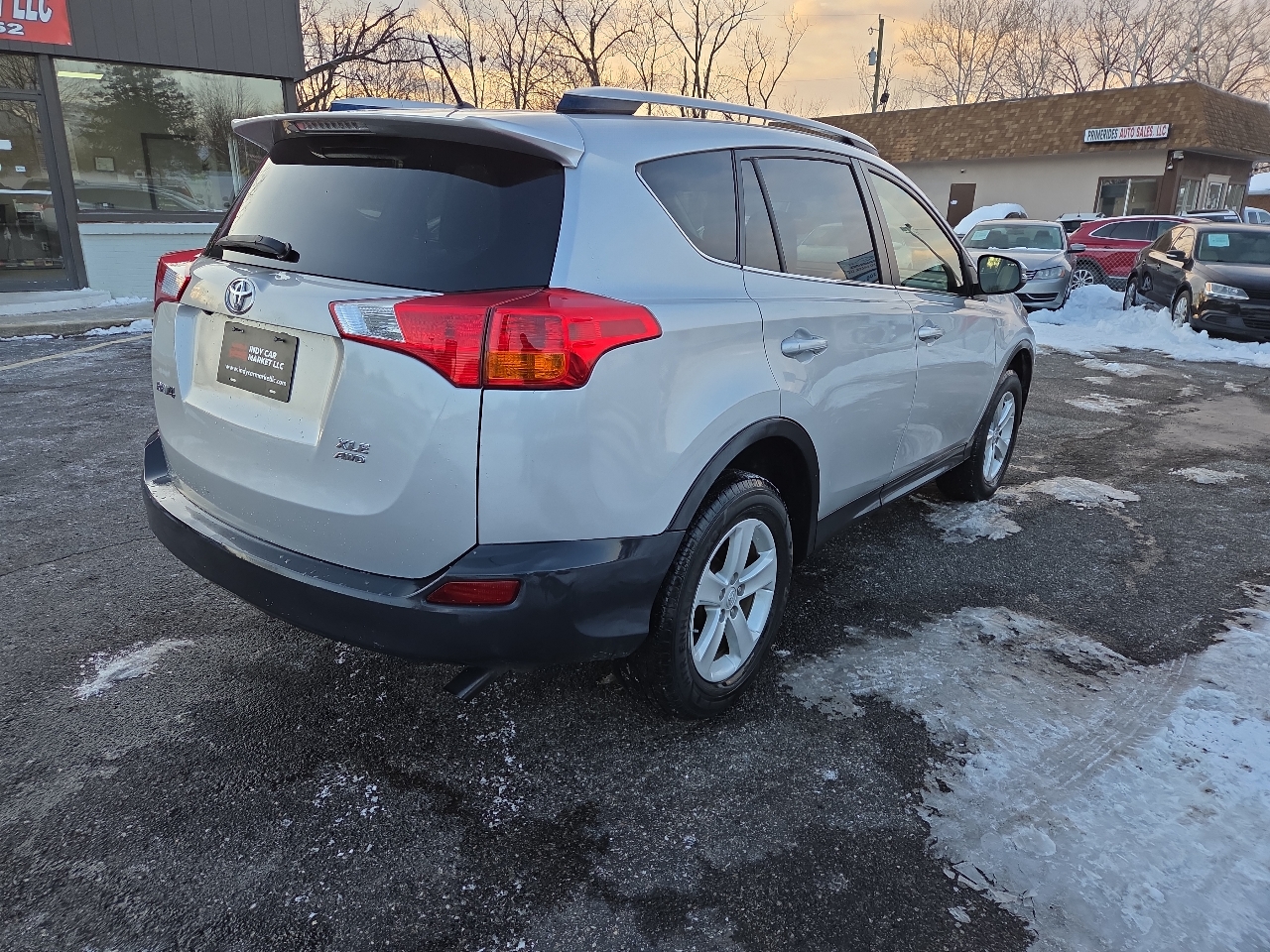 Toyota RAV4 XLE AWD 2013
