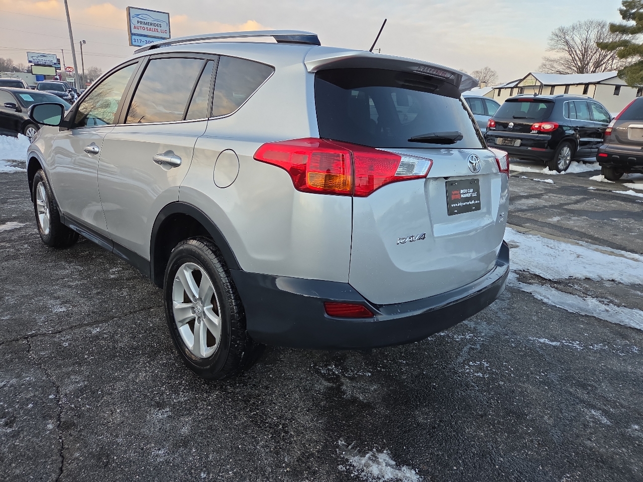 Toyota RAV4 XLE AWD 2013