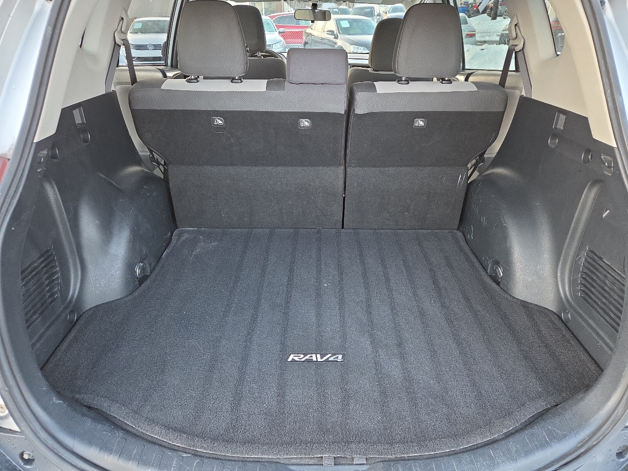 Toyota RAV4 XLE AWD 2013