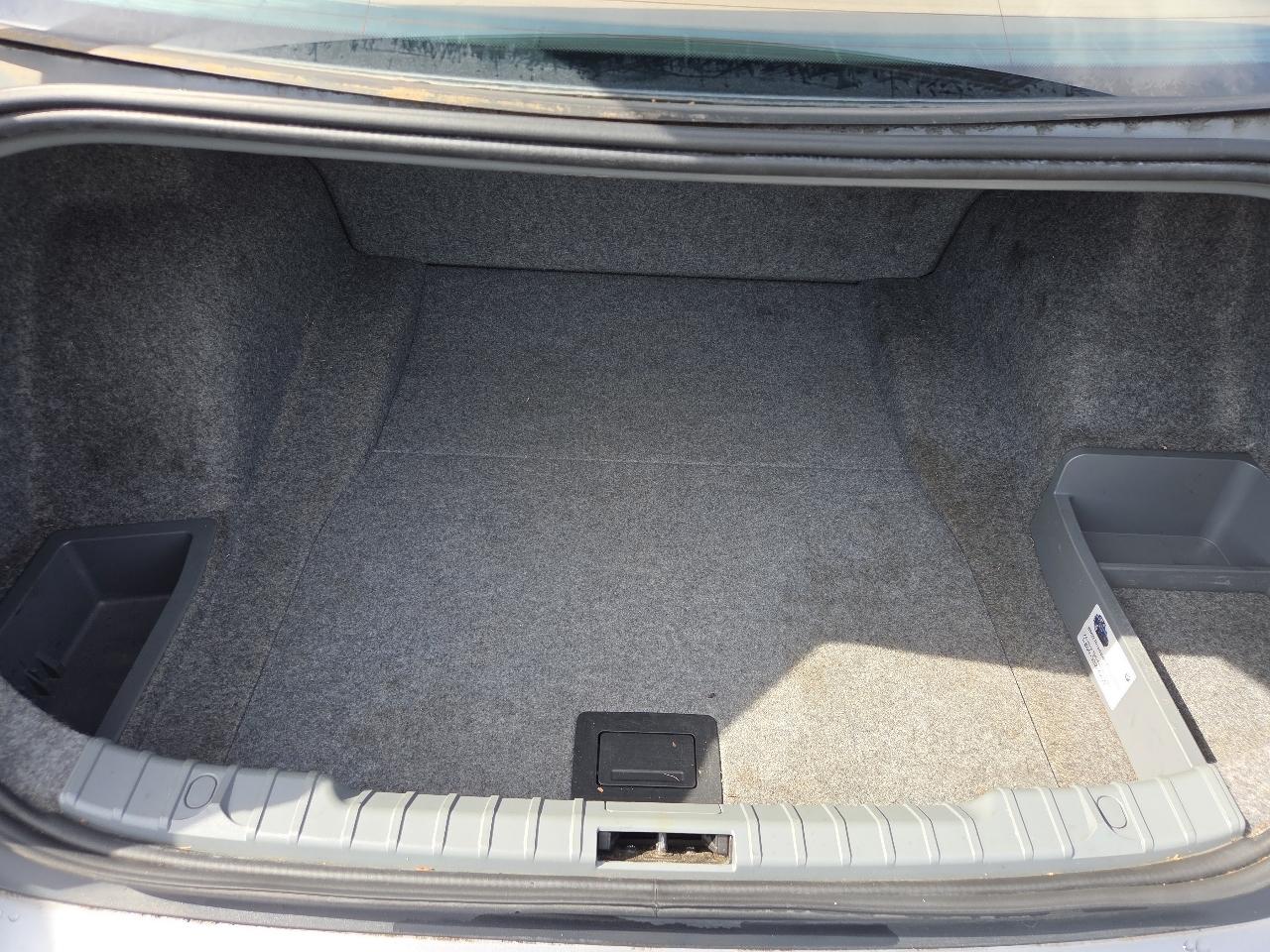 BMW 3-Series 328i xDrive 2010