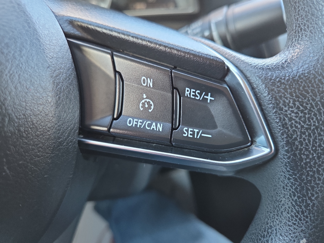 Mazda MAZDA3 i Sport AT 4-Door 2017