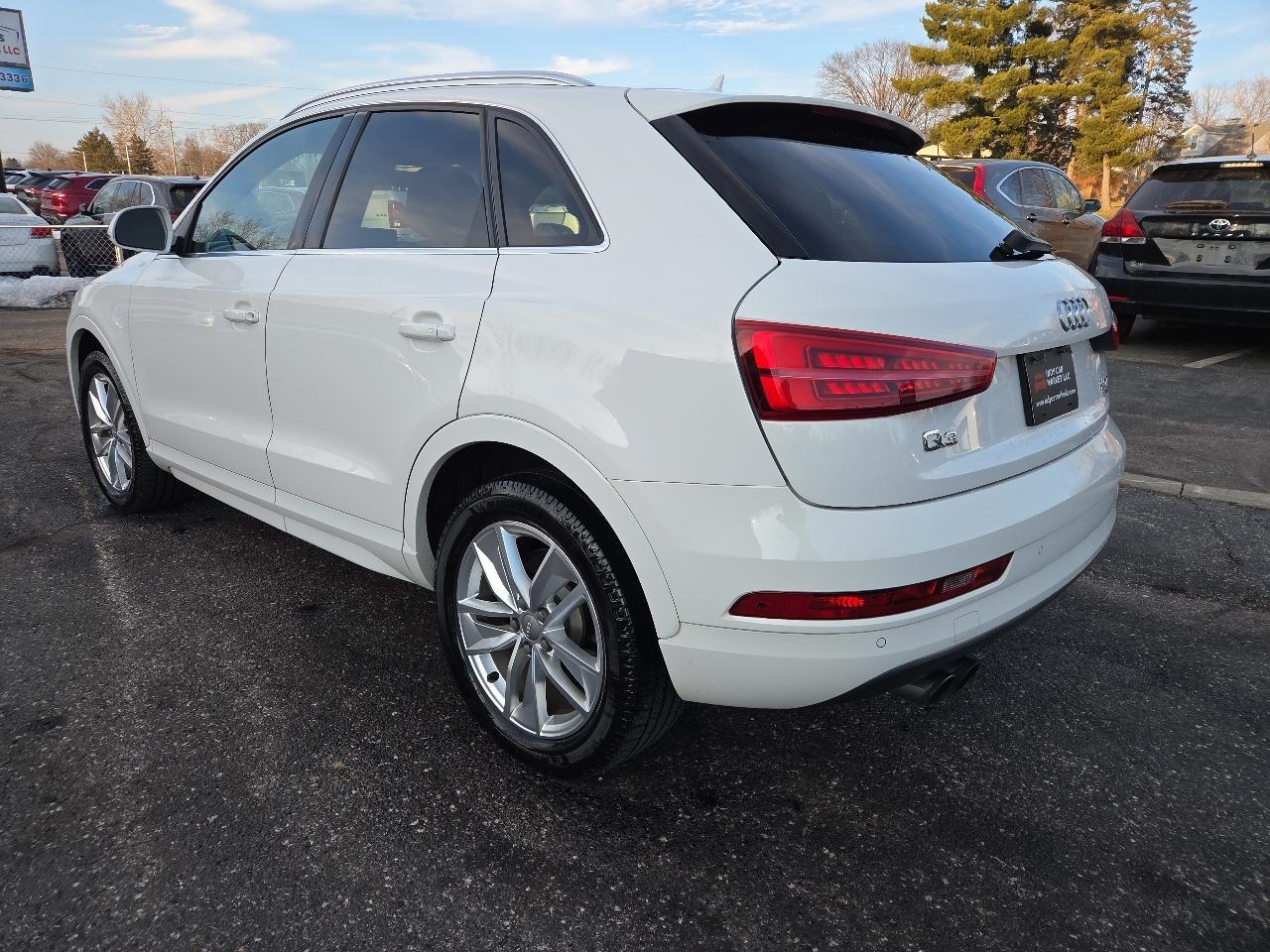 Audi Q3 2.0T quattro Premium Plus 2016