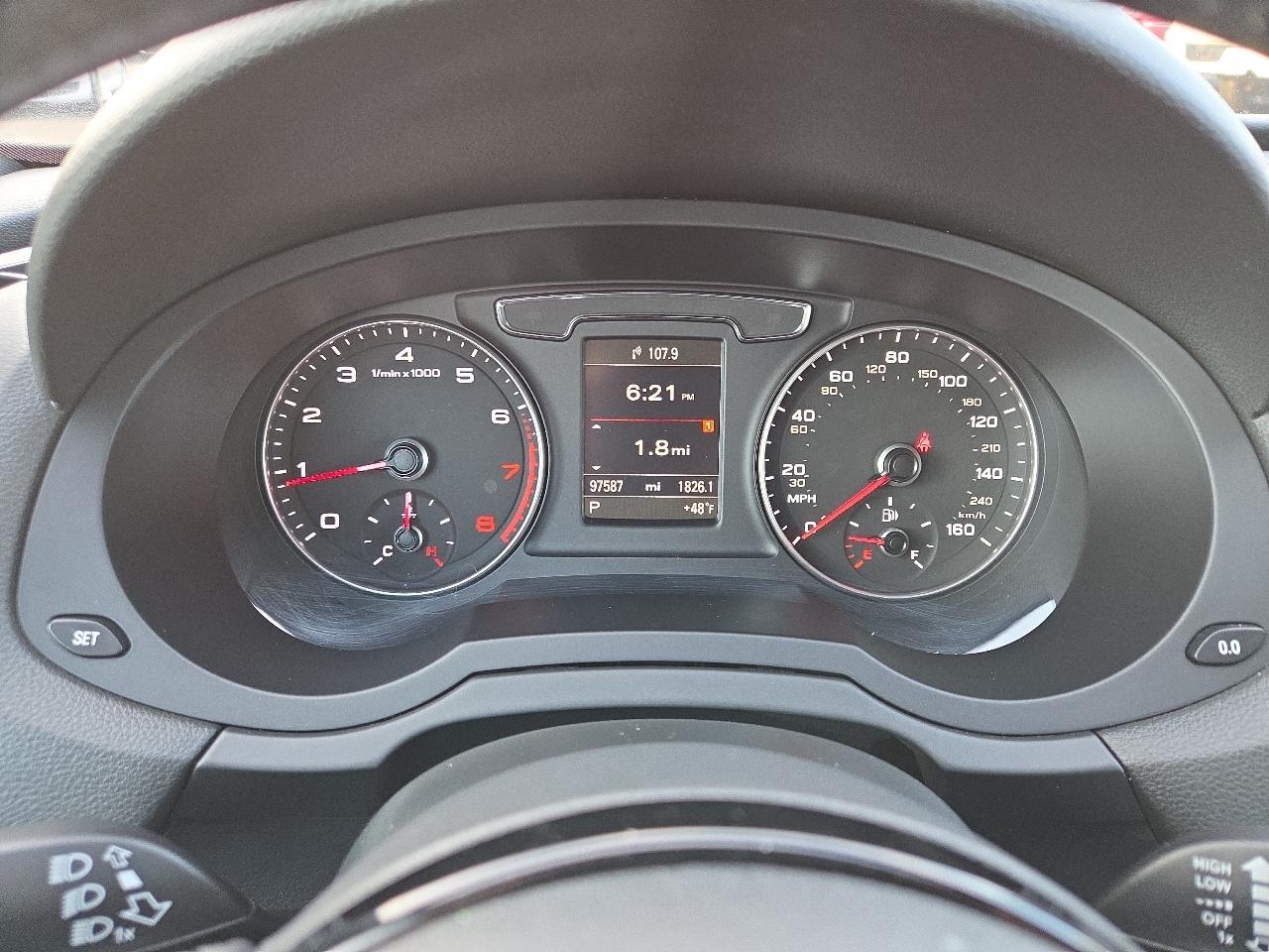 Audi Q3 2.0T quattro Premium Plus 2016