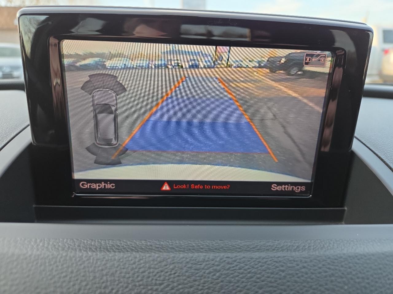 Audi Q3 2.0T quattro Premium Plus 2016