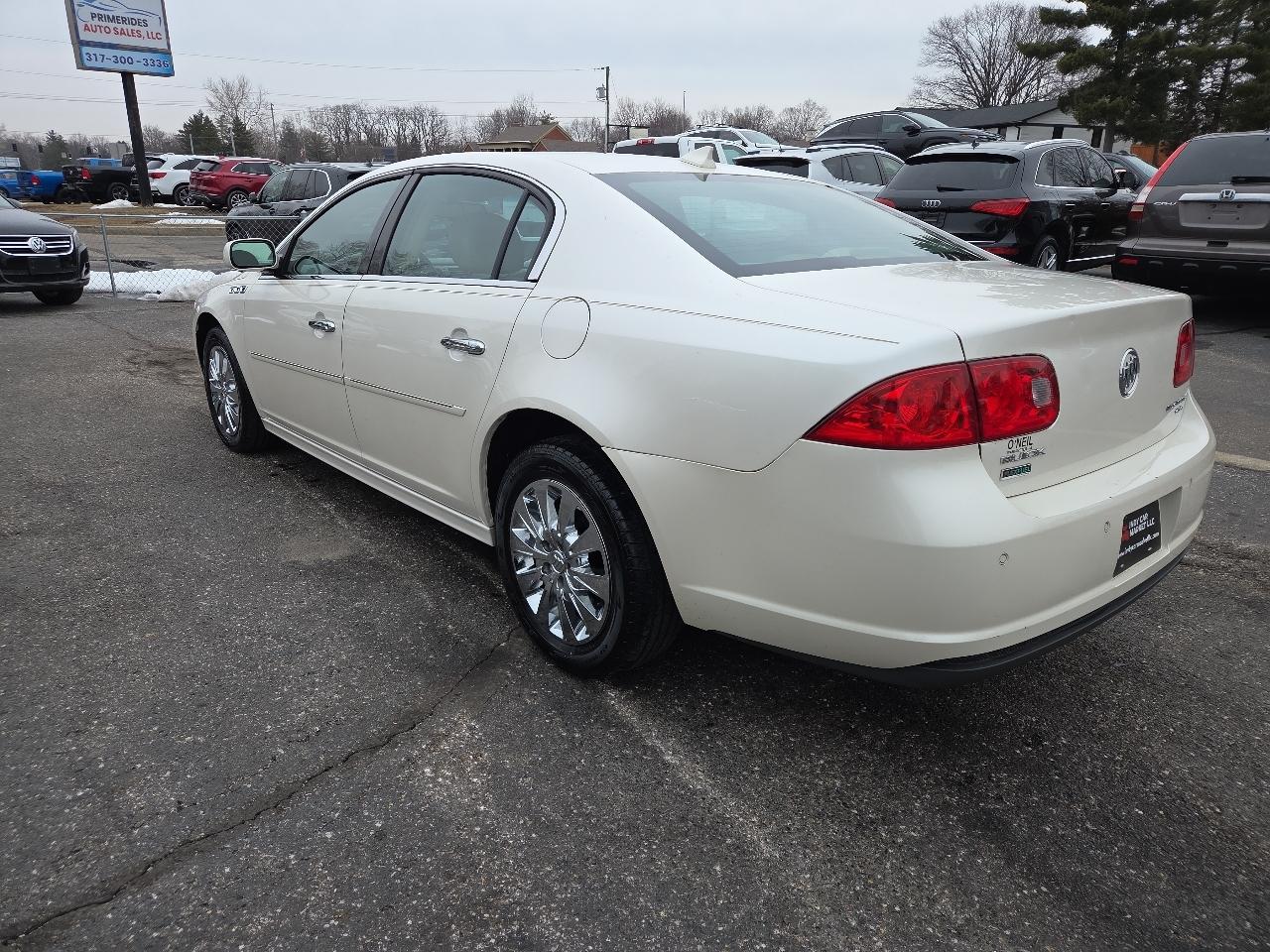 Buick Lucerne CXL 2011