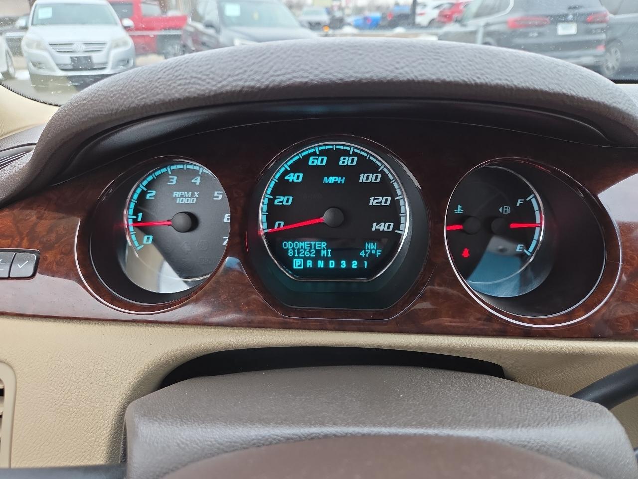 Buick Lucerne CXL 2011