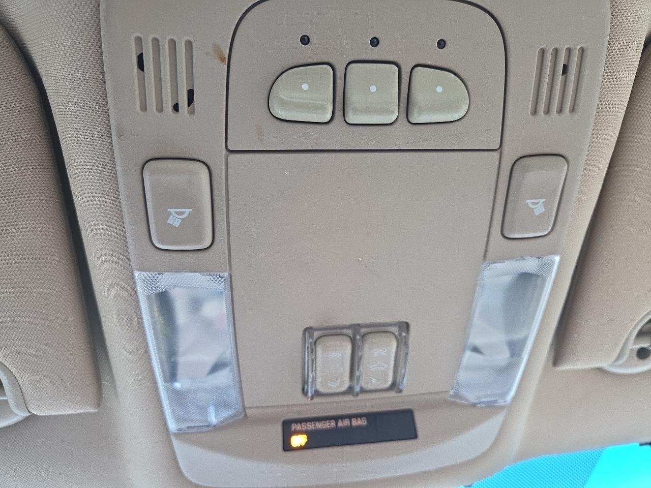 Buick Lucerne CXL 2011