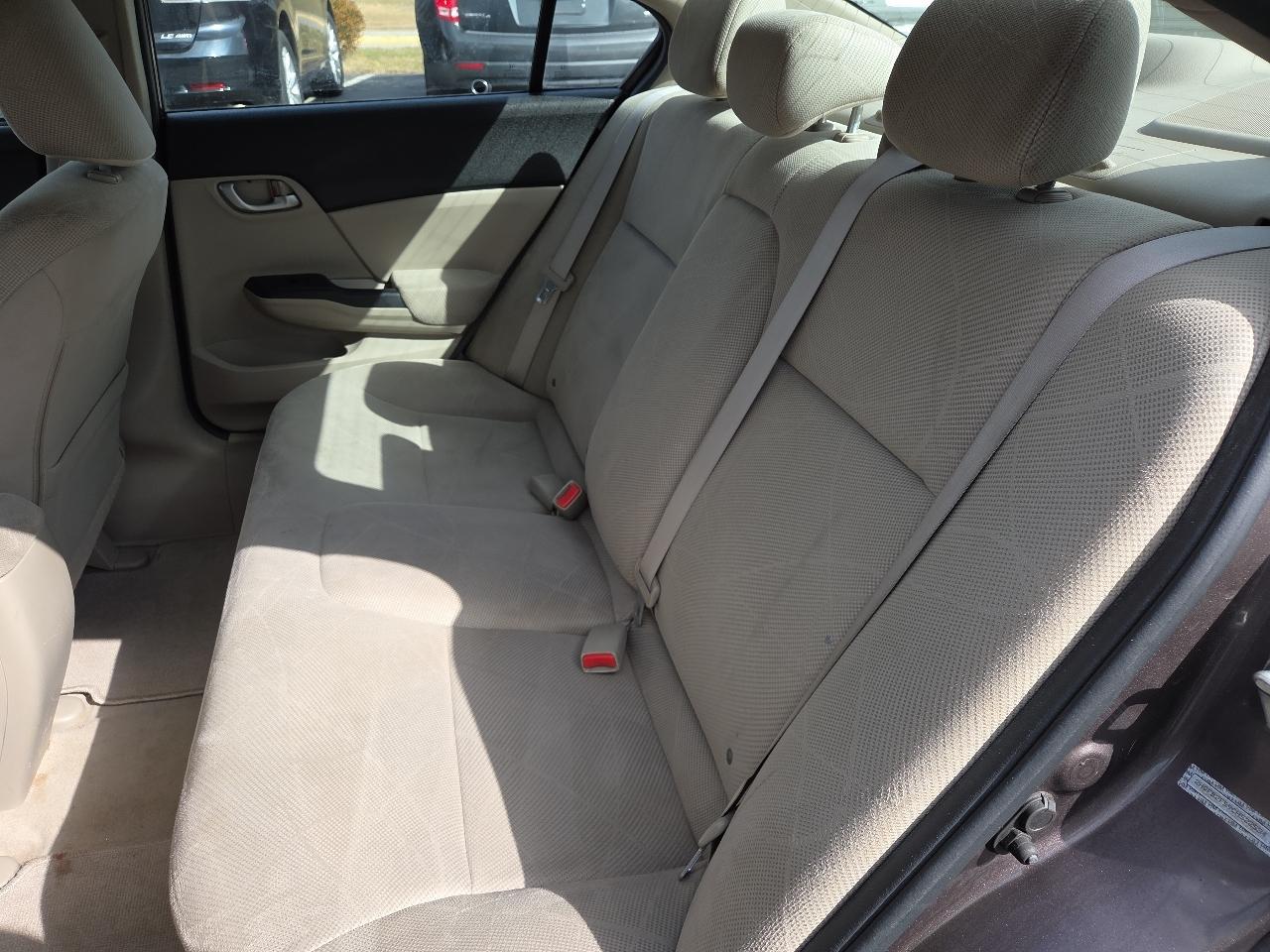 Honda Civic LX Sedan 5-Speed AT 2012