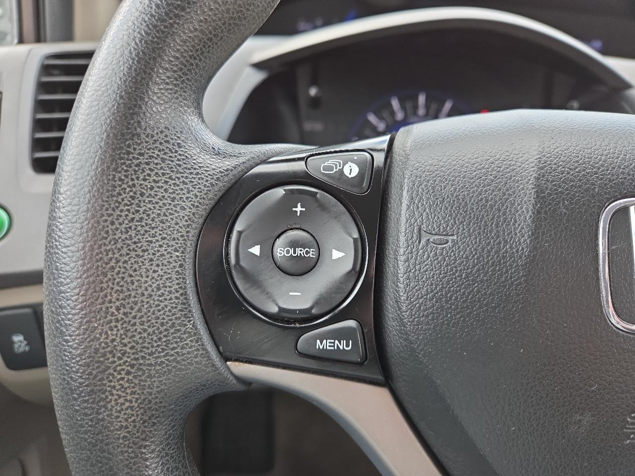 Honda Civic LX Sedan 5-Speed AT 2012