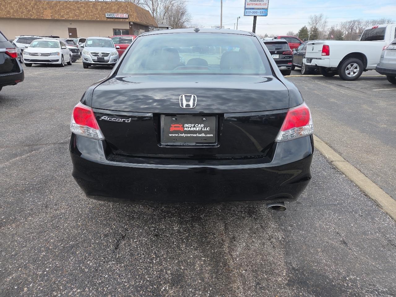 Honda Accord EX-L Sedan AT 2010