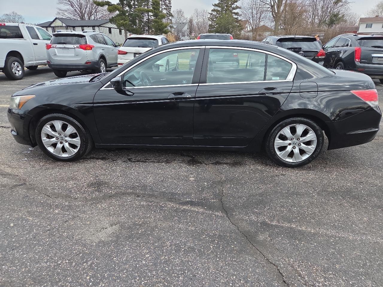 Honda Accord EX-L Sedan AT 2010