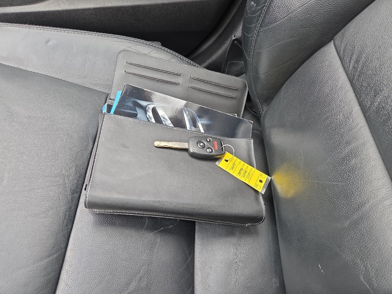 Honda Accord EX-L Sedan AT 2010