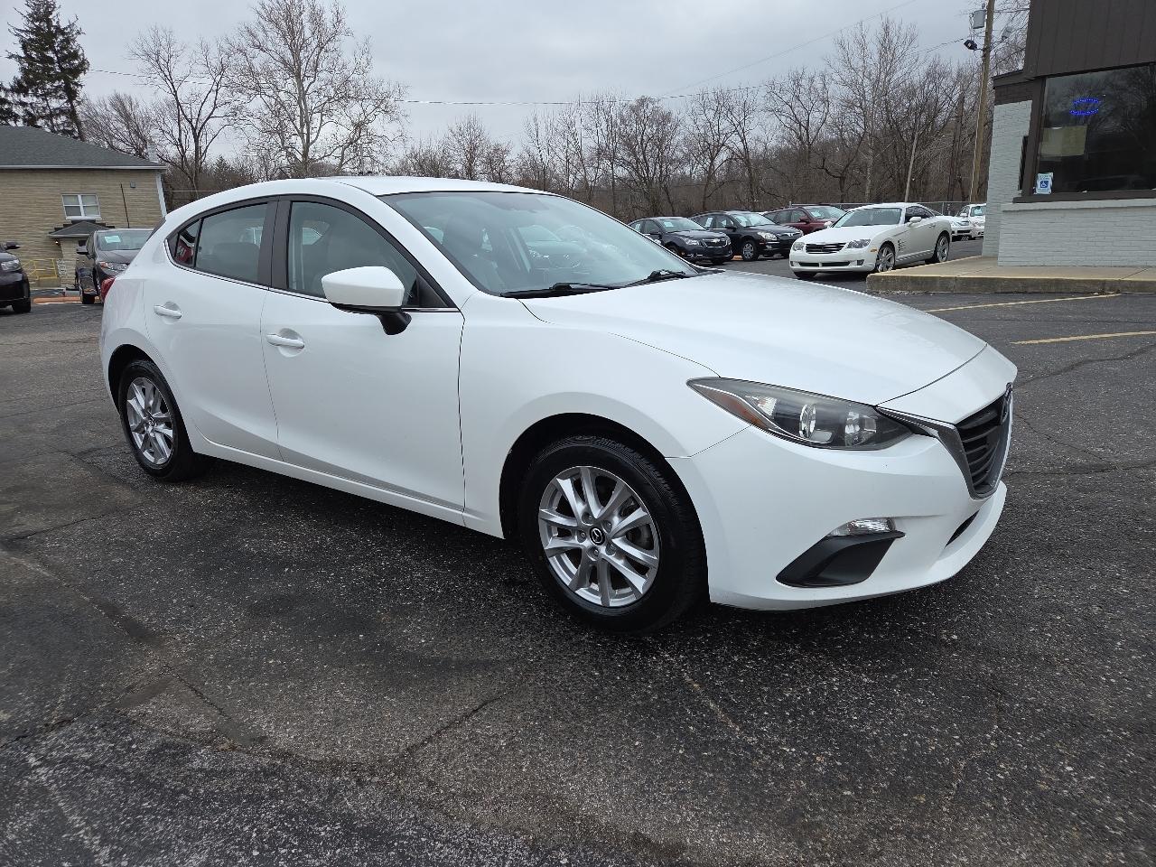 Mazda MAZDA3 i Sport 5-Door 2016