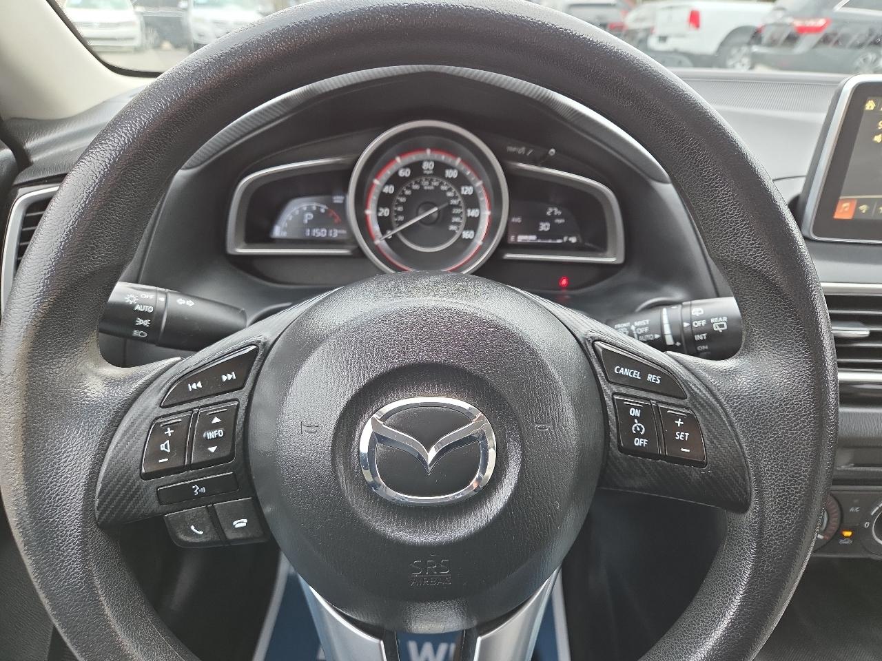 Mazda MAZDA3 i Sport 5-Door 2016