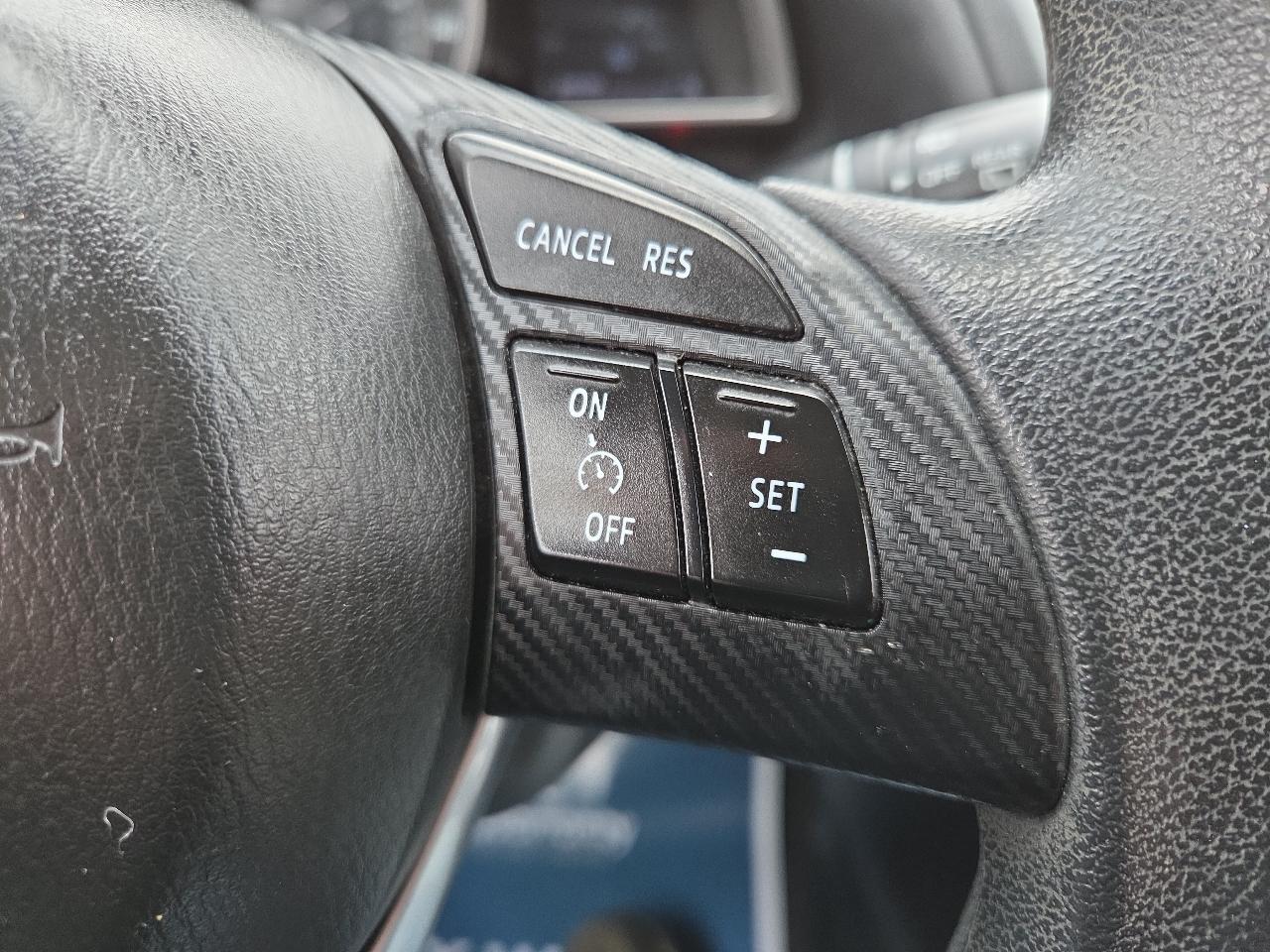 Mazda MAZDA3 i Sport 5-Door 2016