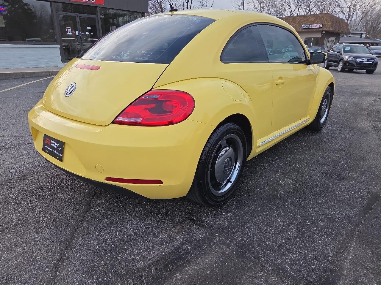 Volkswagen Beetle 2.5L 2013