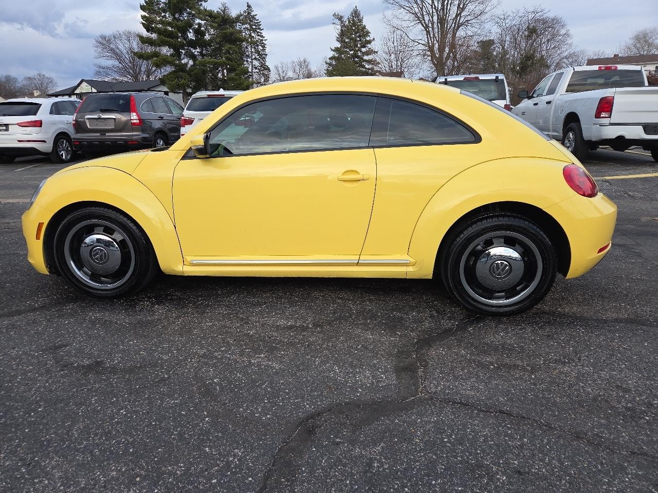 Volkswagen Beetle 2.5L 2013
