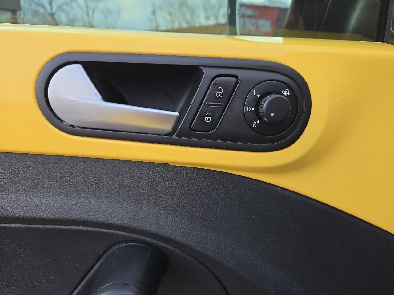 Volkswagen Beetle 2.5L 2013