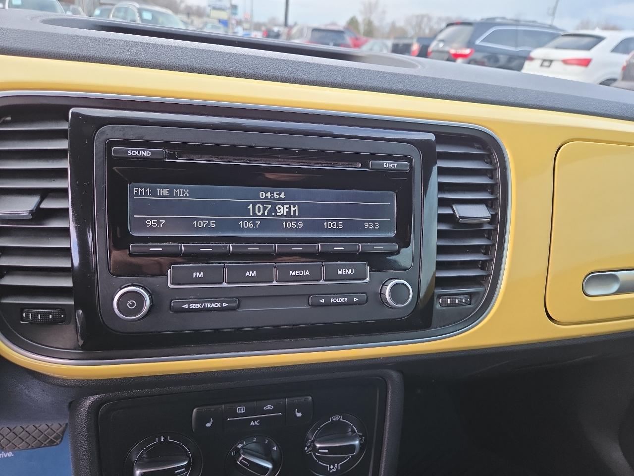 Volkswagen Beetle 2.5L 2013