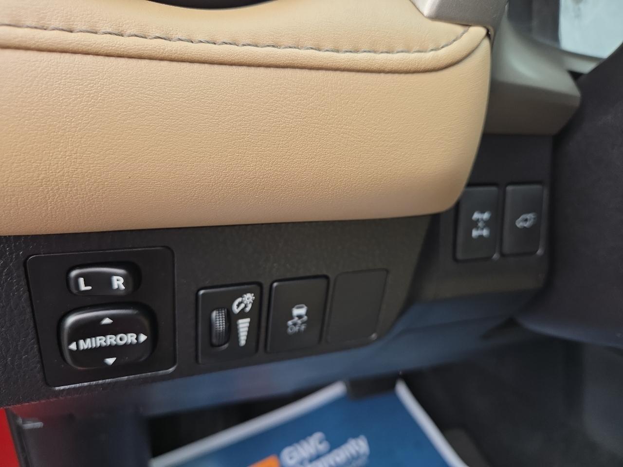 Toyota RAV4 Limited AWD 2014