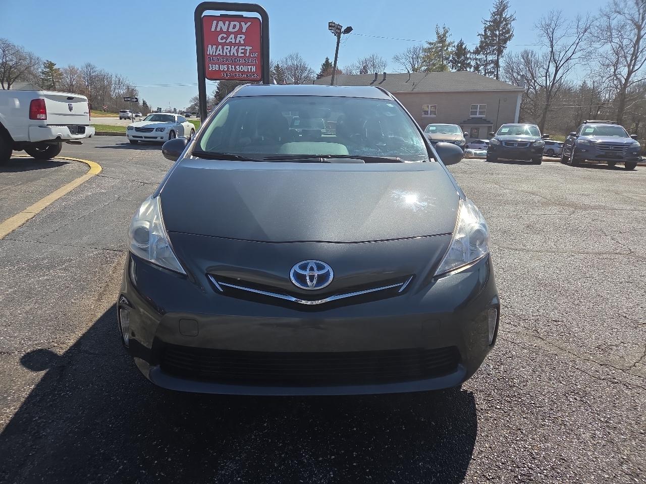 Toyota Prius V Three 2014