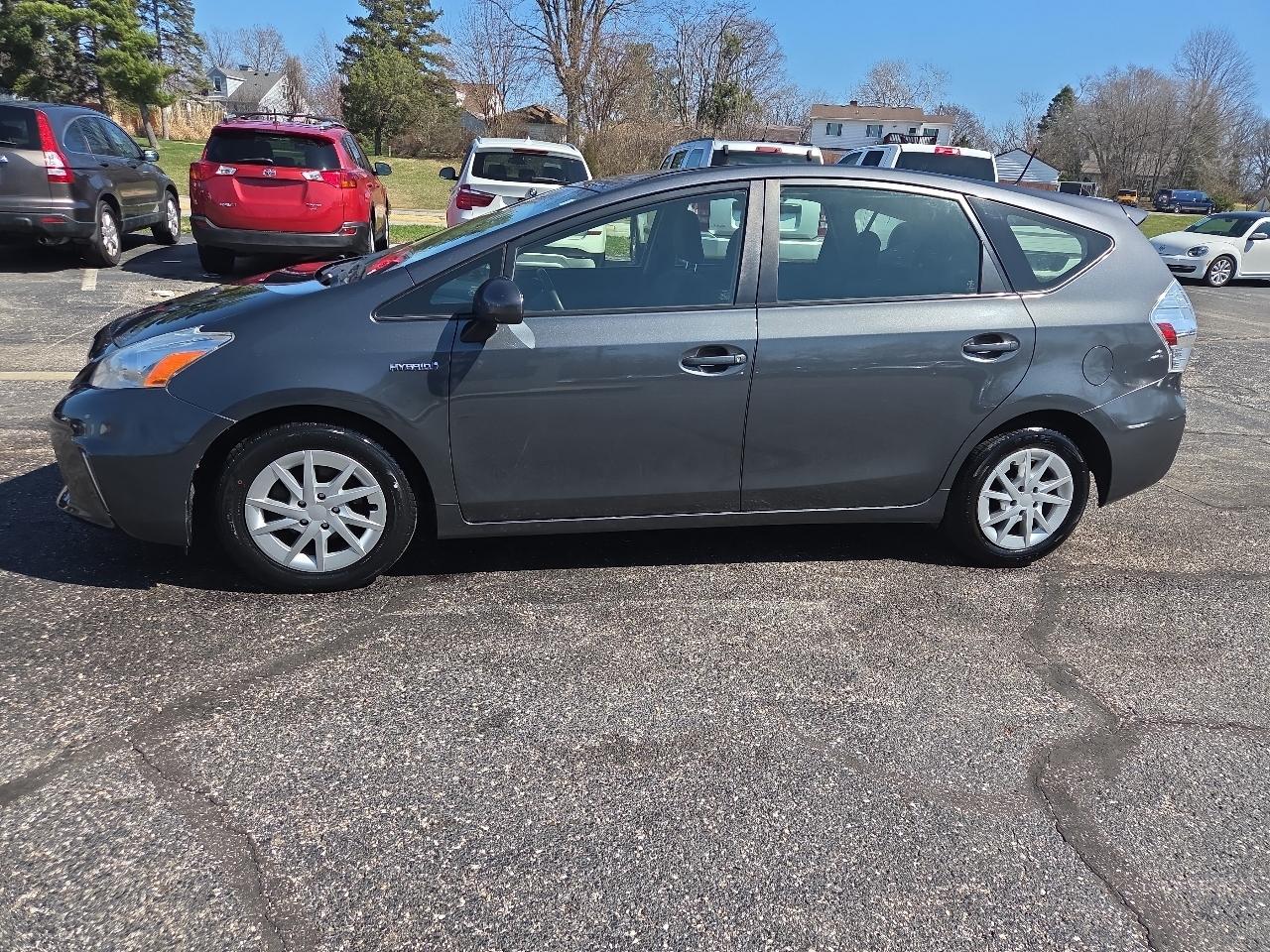Toyota Prius V Three 2014