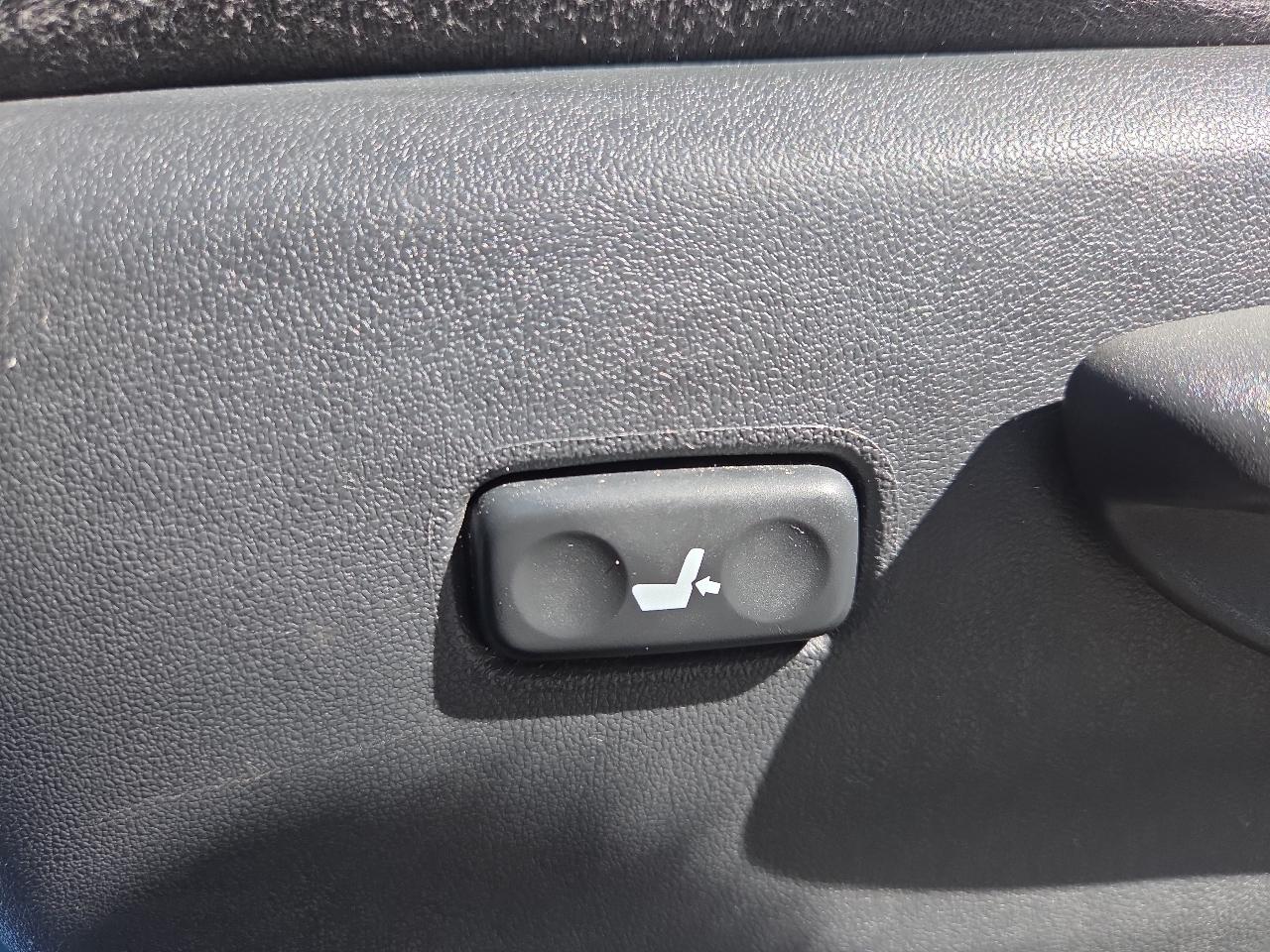 Toyota Prius V Three 2014