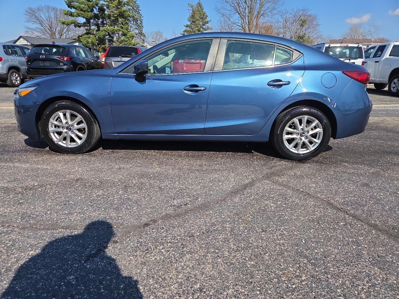 Mazda MAZDA3 i Sport AT 4-Door 2017