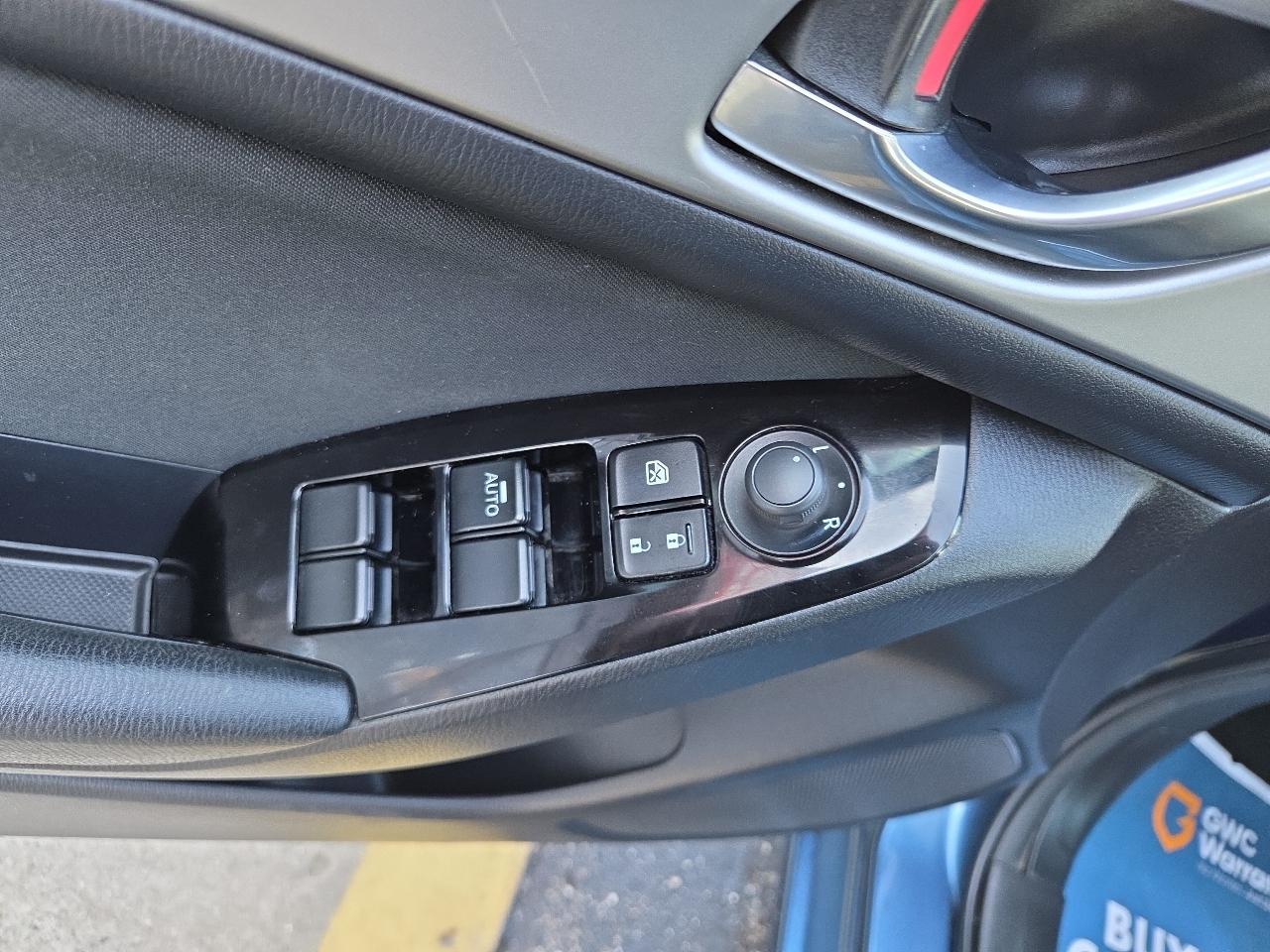 Mazda MAZDA3 i Sport AT 4-Door 2017