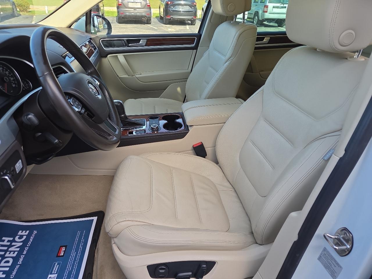 Volkswagen Touareg 4dr TDI Lux 2013