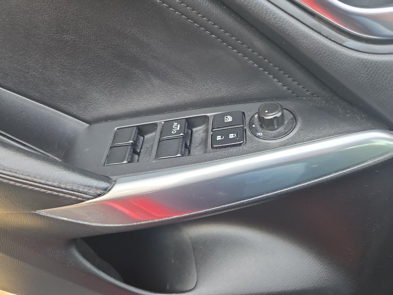 Mazda MAZDA6 i Grand Touring 2014