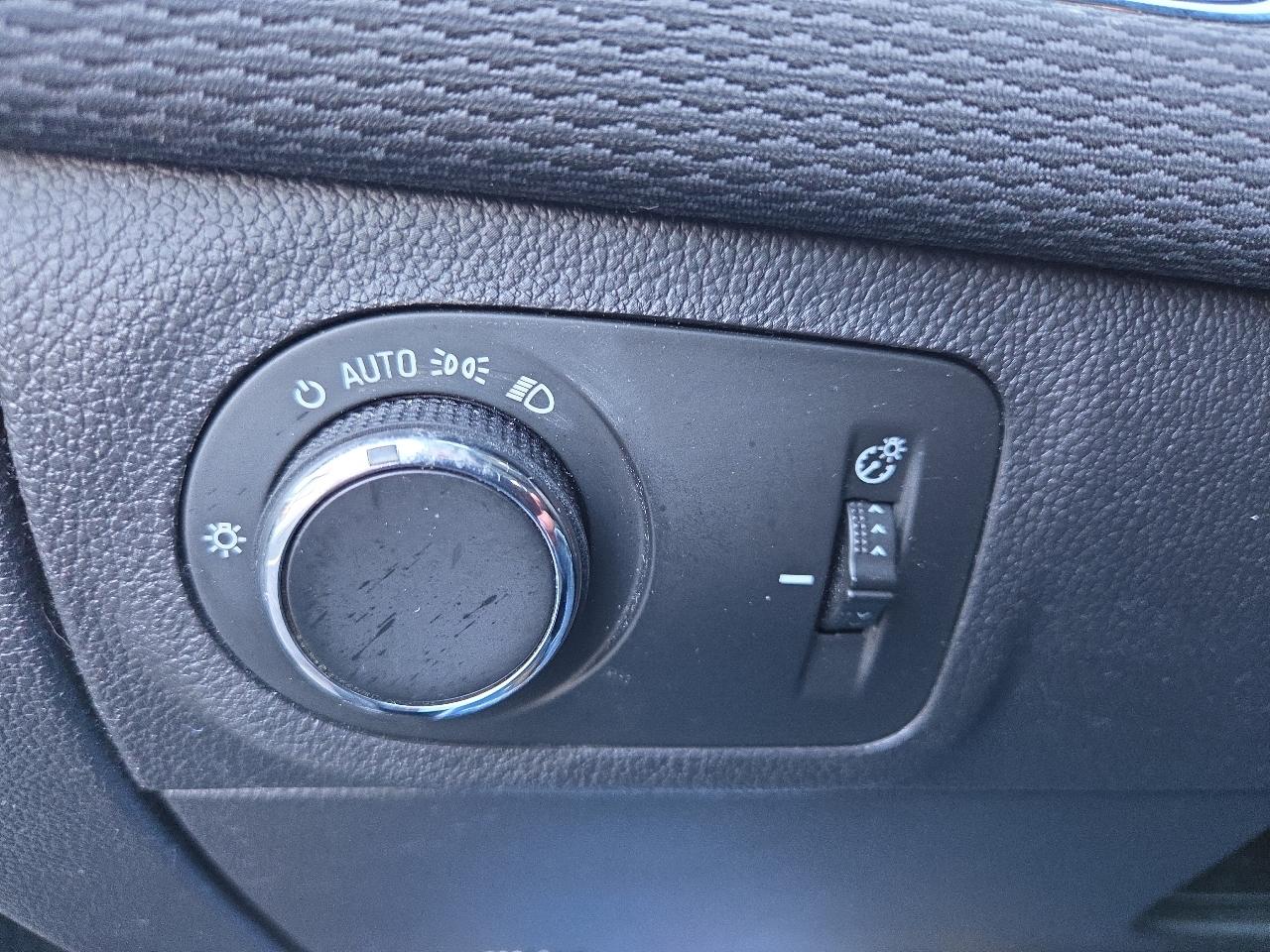 Chevrolet Cruze LS Auto 2017