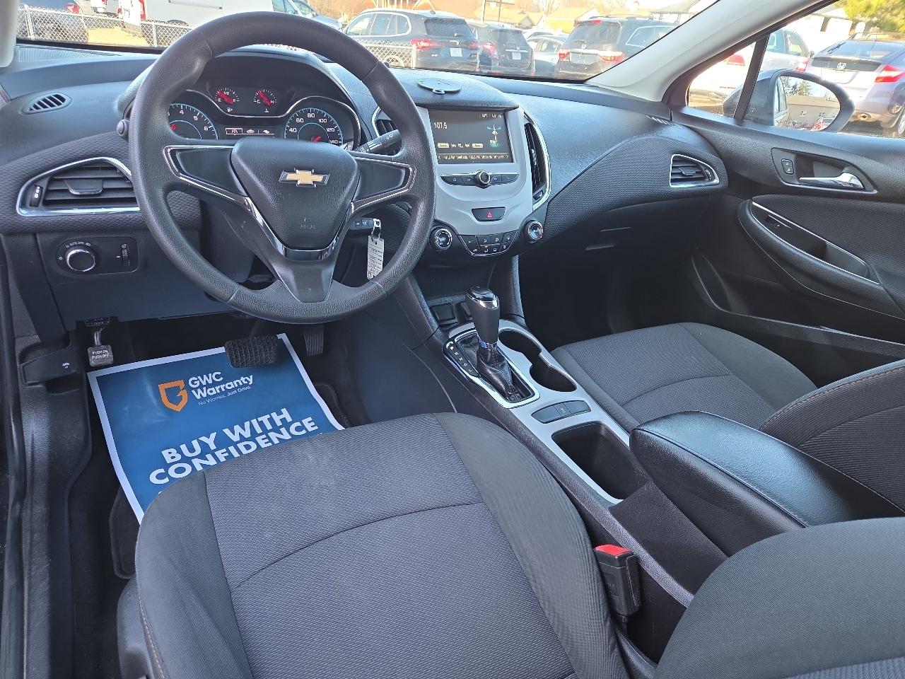 Chevrolet Cruze LS Auto 2017