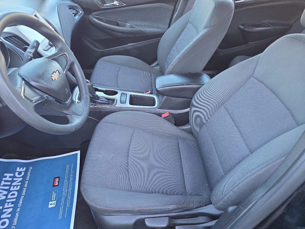 Chevrolet Cruze LS Auto 2017