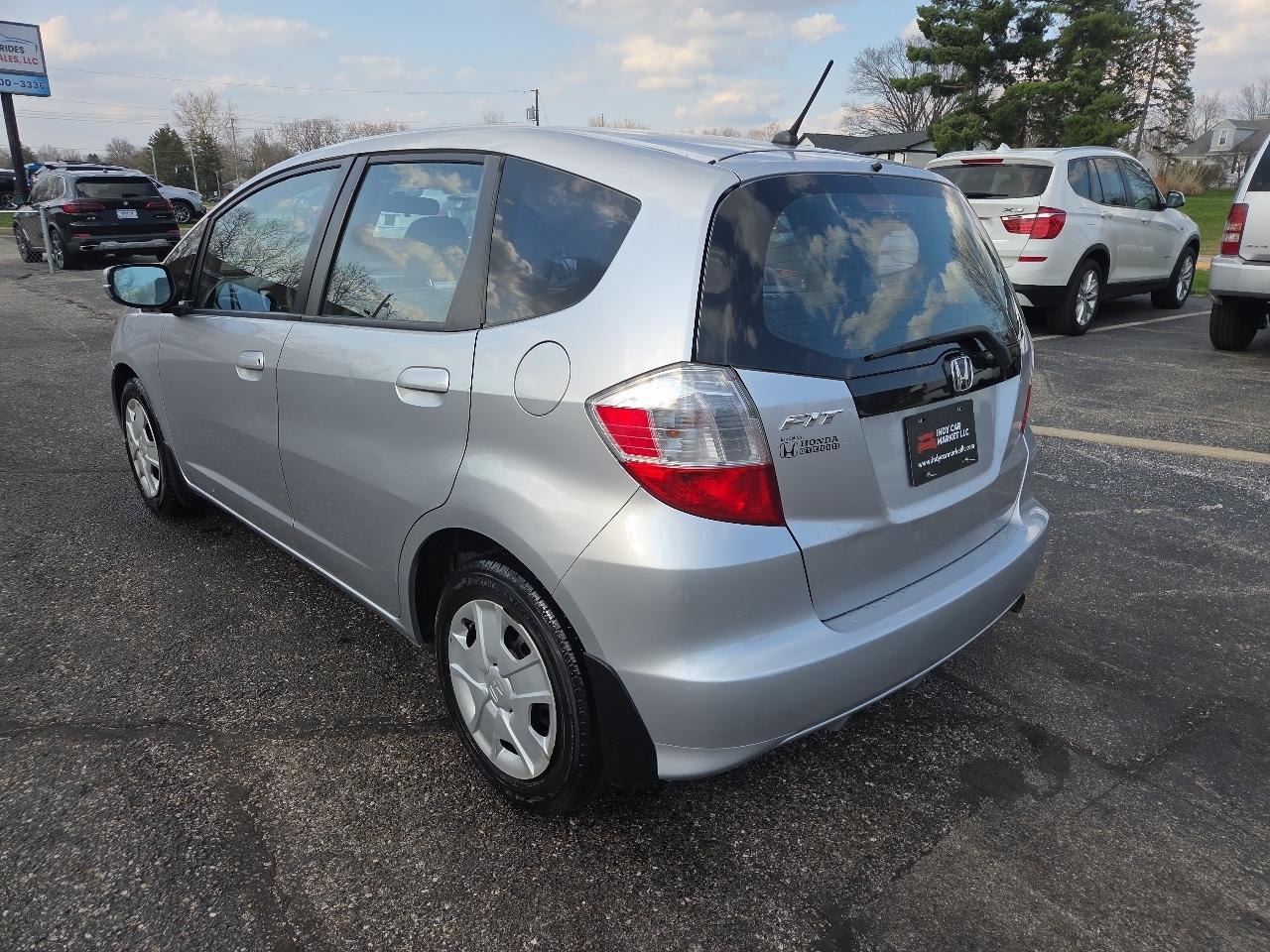 Honda Fit 5-Speed AT 2013