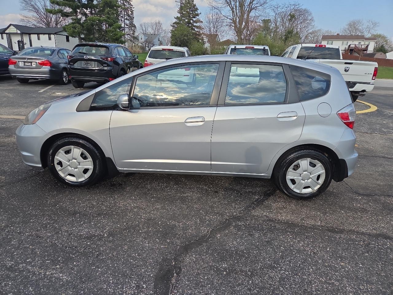 Honda Fit 5-Speed AT 2013