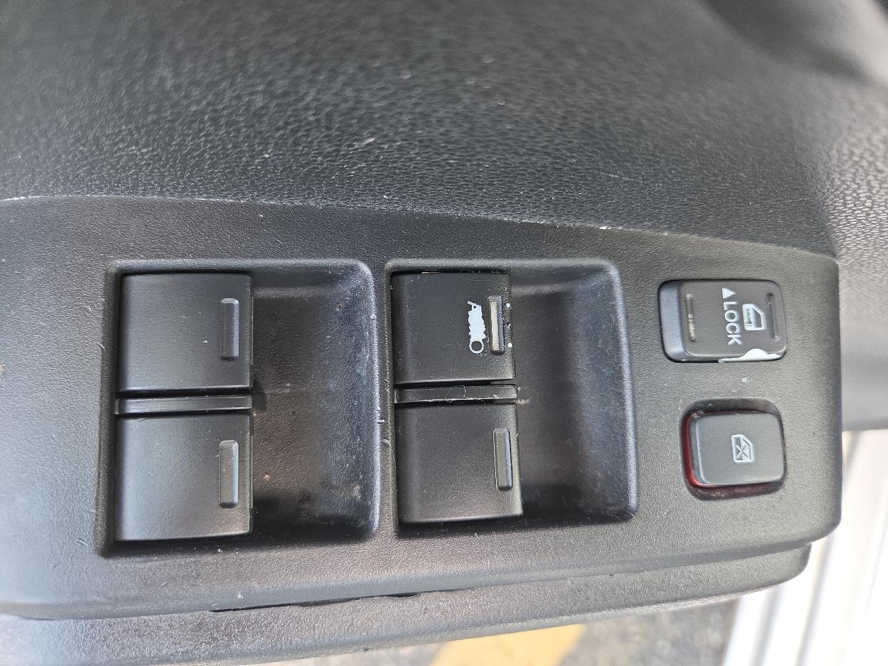 Honda Fit 5-Speed AT 2013