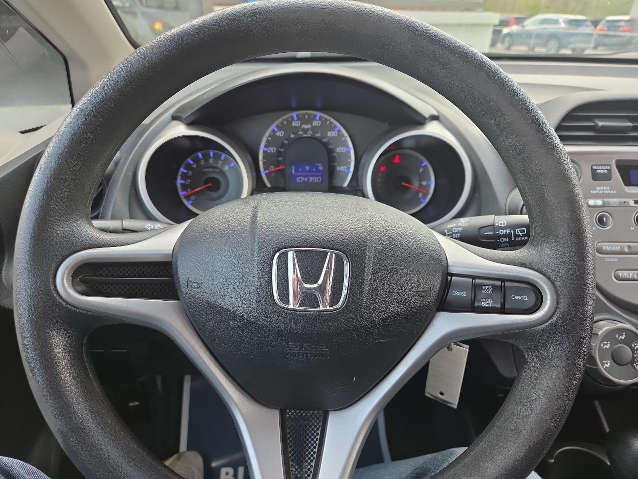 Honda Fit 5-Speed AT 2013