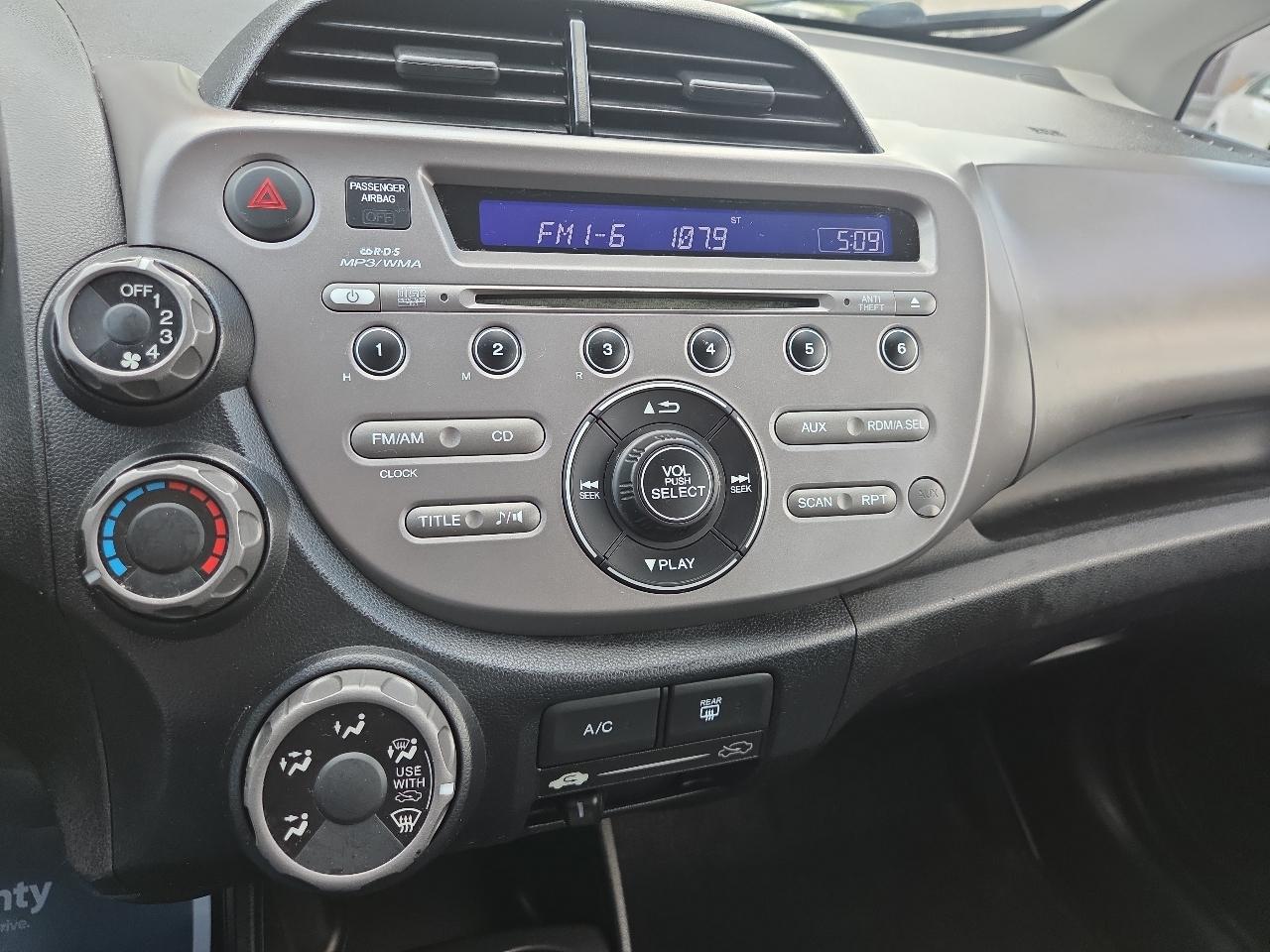 Honda Fit 5-Speed AT 2013