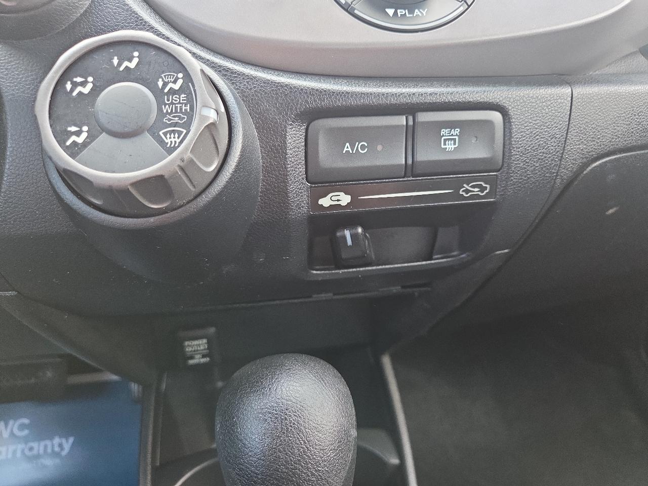 Honda Fit 5-Speed AT 2013